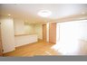 浦和白幡東高層住宅1号棟 リビング横の洋室を開放すると、より空間を広く見せることができます！