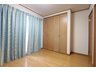 菅谷（上菅谷駅） 2140万円 2階・5.5帖の洋室。もう一つのバルコニーにつながります（2023年10月）撮影