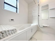 大字原市（沼南駅） 3180万円 一日の疲れを癒すバスルームは浴室乾燥機付きでいつでも快適バスタイム