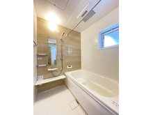 大字砂（新河岸駅） 3598万円～3998万円 一日の疲れを癒すバスルームは浴室乾燥機付きでいつでも快適バスタイム
