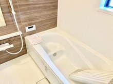 クレイドルガーデン船橋市藤原1期4棟　【一戸建て】 2号棟）浴室暖房乾燥機付きで快適なバスルーム