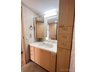 ハートスクエア21朝霞 廊下・キッチンの二か所から出入りができる洗面室。家事動線がコンパクトになりますね。
