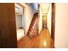 宮永市町 1580万円 和室、２階、トイレ、リビングへは玄関から直接行き来ができます。
