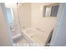 富塚町１（西新発田駅） 2698万円 （参考写真） １坪のゆとりある浴室。浴槽内ステップで半身浴や親子入浴も楽しめます。