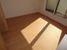 鶴田１（鶴里駅） 3799万円 洋室 全室２面採光の日当たりのよい洋室 （２０２３年４月１１日撮影）