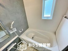 日置江７ 1900万円～2100万円 現地写真（浴室）　　　 浴室暖房乾燥機付き。１坪タイプで広々です。
