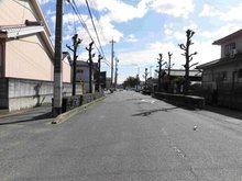 勝川町３（勝川駅） 1480万円 前面道路写真