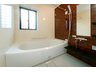 徳川２（森下駅） 2380万円 （仕様設備例）親子での入浴もゆとりのゆったり1616タイプのバスルーム。浴室暖房乾燥機で冬でも快適入浴、雨の日でも洗濯物が乾かせます。
