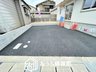早田本町４ 2290万円 現地写真（駐車場） 駐車スペースが広く、運転が苦手な方も安心です。