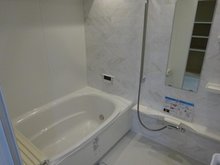 ポルト大曽根 暖房、換気乾燥機能付きの浴室（新品交換済）