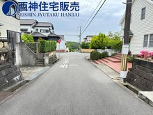上荘町都台１ 800万円 前面道路は交通量が少なく落ち着いた住環境です。現地（2023年5月30日）撮影
