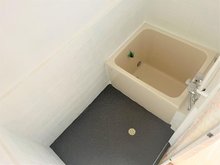 島頭３（大和田駅） 390万円 一日の疲れを癒してくれる浴室です♪