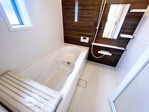 クレイドルガーデン海南市多田第４　【一戸建て】 浴室暖房乾燥機が標準装備