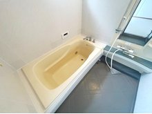 太田（網干駅） 940万円 現地写真（浴室） 老後の事にも配慮した設計、ゆったりできる浴室です。