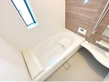 山崎町（西相生駅） 1880万円 現地写真（浴室） 浴室暖房乾燥機付き。１坪タイプで広々です。