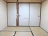 島頭４（大和田駅） 350万円 南向きの居室のため明るい陽射しが差し込むお部屋です♪