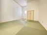 山田町（大和小泉駅） 2180万円 現地写真（和室） 大壁仕様の新和室。くつろぎの空間です。
