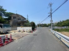 山陵町（平城駅） 3580万円 前面道路含む現地写真
