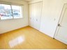北今宿３（播磨高岡駅） 2480万円 現地写真（洋室） 大容量の収納付で居住スペース広々使用できます。