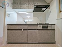 シオン西岡本 ◆キッチン、浴室、洗面台、トイレ新調♪