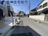平岡町土山（土山駅） 2390万円 前面道路は　約6.2メートルの幅員がございます。現地（2023年4月3日）撮影