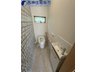 青山台１（塩屋駅） 4580万円 1階トイレはタンクレスですっきりお掃除も楽です。現地（2024年4月12日）撮影