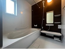 久美ケ丘１（池部駅） 2980万円 現地写真（浴室） 浴室暖房乾燥機付き。１坪タイプで広々です。
