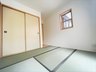 久美ケ丘１（池部駅） 2980万円 現地写真（和室） 大壁仕様の新和室。くつろぎの空間です。