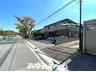 高野台２（山田駅） 5980万円 ■前面道路写真■ 前面道路は約１３．４５ｍの公道で、かなり広く、車を駐車する際も楽に車庫入れできます♪