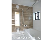大字外山（桜井駅） 3498万円 広々1坪サイズの浴室には水はけの良いカビ発生を軽減できるクリーン床仕様！浴槽は環境に優しい節水タイプ♪