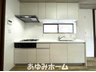 寝屋２（星田駅） 1680万円 【キッチン写真】 広々システムキッチン♪ 収納もあり綺麗なキッチンを保てます♪