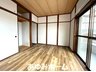 寝屋２（星田駅） 1680万円 【６帖洋室写真】 大きなクローゼットがありコート等の収納に便利です♪