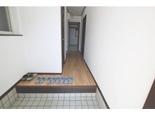 都島本通４（都島駅） 3780万円 広い玄関部分お好きなシューズボックスを設置していただけます♪