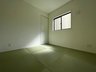 南井町（筒井駅） 2980万円 現地写真（和室） 大壁仕様の新和室。くつろぎの空間です。