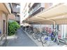 ライオンズマンション東加古川 自転車置き場です。空き状況はご契約前にご確認ください。現地（2022年12月）撮影
