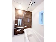 摩湯町（久米田駅） 2480万円 浴室暖房機付きの１坪サイズの浴室