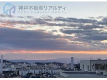 須磨・名谷ハウス ◆10階角住戸につき日当たり通風良好♪