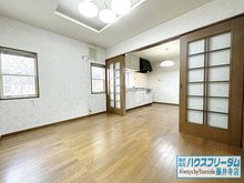 桃山台４ 1100万円 ◆６帖の洋室は、隣接するDKと使えば、より広々とお使いいただけます
