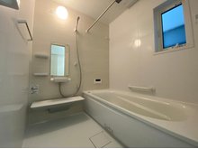 中山台２（大輪田駅） 3180万円 現地写真（浴室） 浴室暖房乾燥機付き。１坪タイプで広々です。