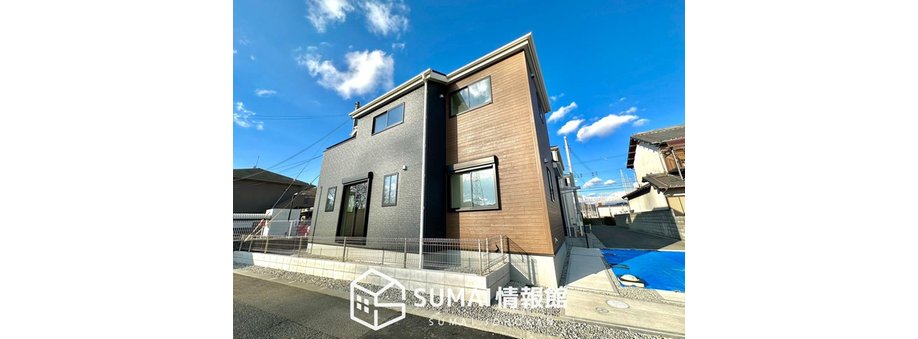 Livele　Garden.S　姫路市西今宿　第５期　限定１邸　【一戸建て】 現地写真（外観） 雨で汚れを落とし、耐久性・耐候性に優れた外壁を使用しています。