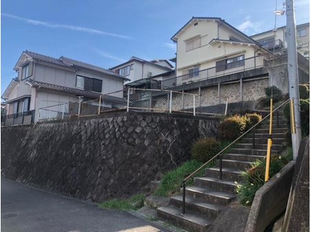 軽井沢町（生駒駅） 280万円 
