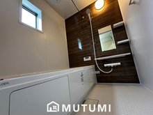 石田町 2780万円 現地写真（浴室） 浴室暖房乾燥機付き。１坪タイプで広々です。