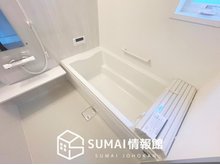 加古川町友沢（加古川駅） 2480万円 現地写真(浴室) 浴室暖房乾燥機付き。１坪タイプで広々です。