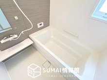 伊川谷町潤和 2780万円 現地写真(浴室) 浴室暖房乾燥機付き。１坪タイプで広々です。