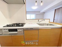 ユニハイム千里丘吹田清水 システムキッチン新調！食器洗い乾燥機付きでお料理後の後片付けも楽ラクです！