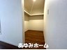 千本北１（西天下茶屋駅） 3780万円 【ＷＩＣ写真】 洋室には大きなＷＩＣがあります♪洋服をすっきり収納できてお部屋を広く使えます♪