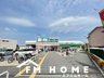 鳥飼西２（南摂津駅） 2780万円 業務スーパー鳥飼店まで800m 駐車場完備なので、たくさんお買い物しても安心です。