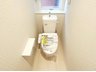 天神町（小野駅） 1980万円 トイレ■トイレ■ １階には、ウォシュレットを標準装備し、くるっと洗浄、セフィオンテクト、ふち無し便器を採用しお手入れし易い環境をご提供しています。