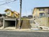六条西６ 1980万円 現地は閑静な住宅地になります。 第二阪奈道路中町ICまで約1.7ｋｍの為、車での大阪方面へ通勤も便利な立地です♪