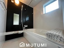 田町（天理駅） 2480万円・2580万円 現地写真（浴室） 浴室暖房乾燥機付き。１坪タイプで広々です。